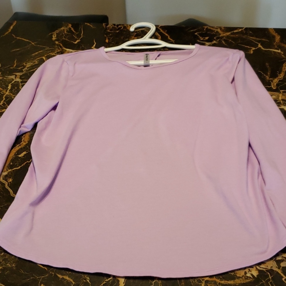 Fabletics  open back shirt